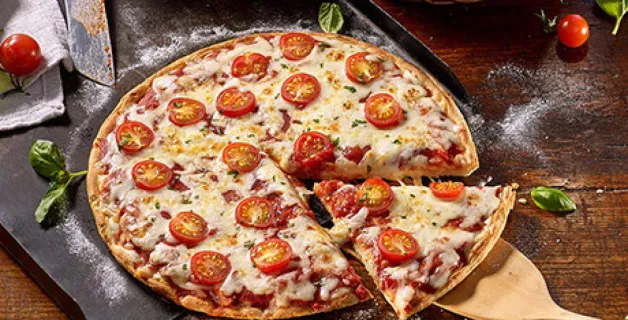 Pizza Die Backfrische Mozzarella